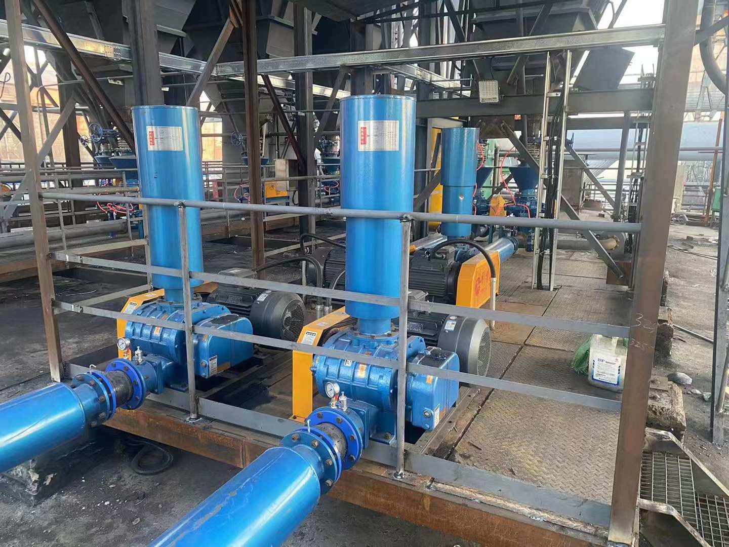 ʻO ka palaoa palaoa Pneumatic Conveyor: Hoʻololi hou i ka lawe ʻana i nā mea waiwai ma ka hana ʻana i ka palaoa a me ka palaoa.